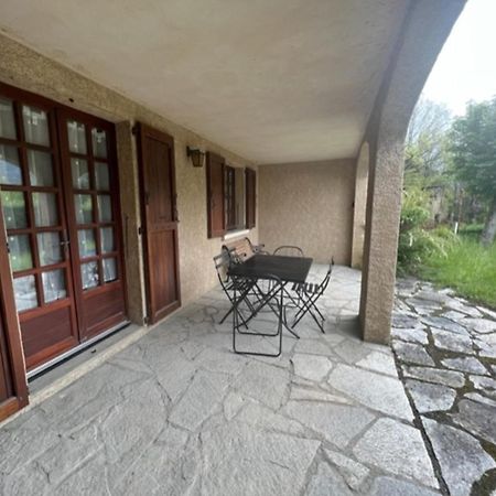 Bas De Villa En Face Du Lac De Savines Eksteriør billede