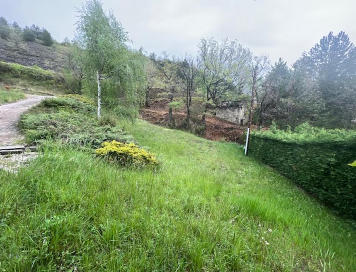 Bas De Villa En Face Du Lac De Savines Eksteriør billede
